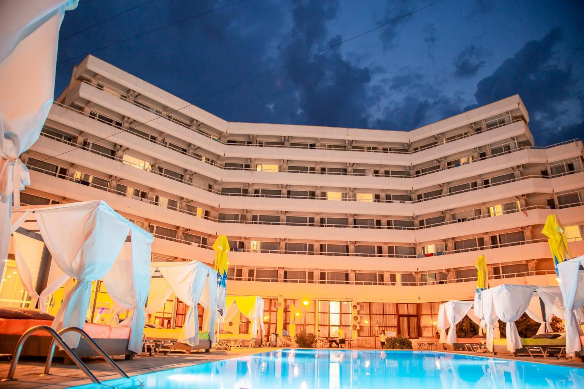 Hotel Ambasador Mamaia Eksteriør billede